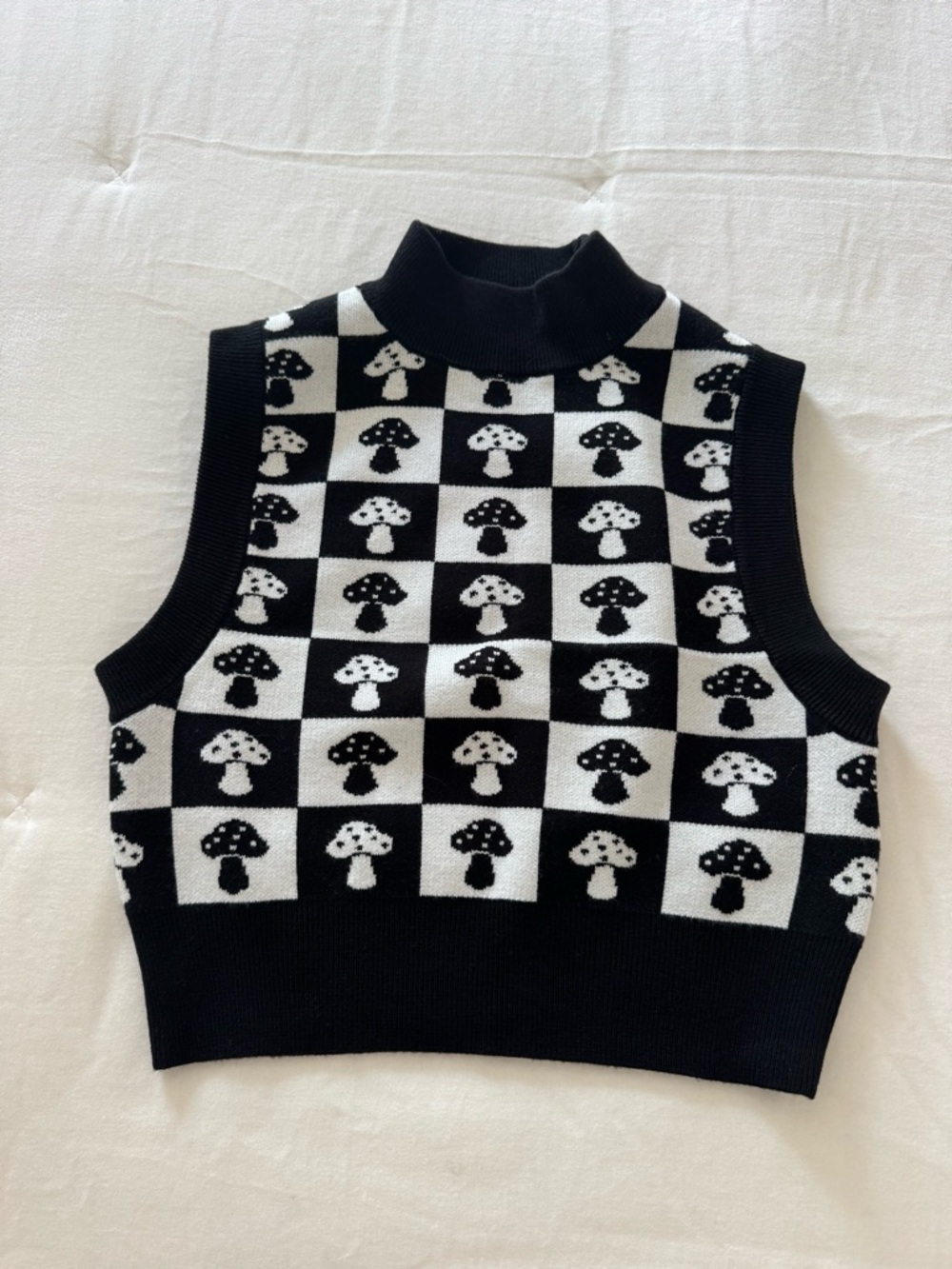 Forever 21 Mushroom Black Ribbed Knit Crop Top